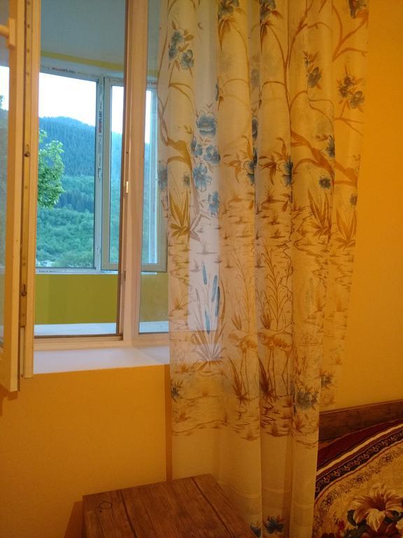 Barbara Hotel Mestia Buitenkant foto