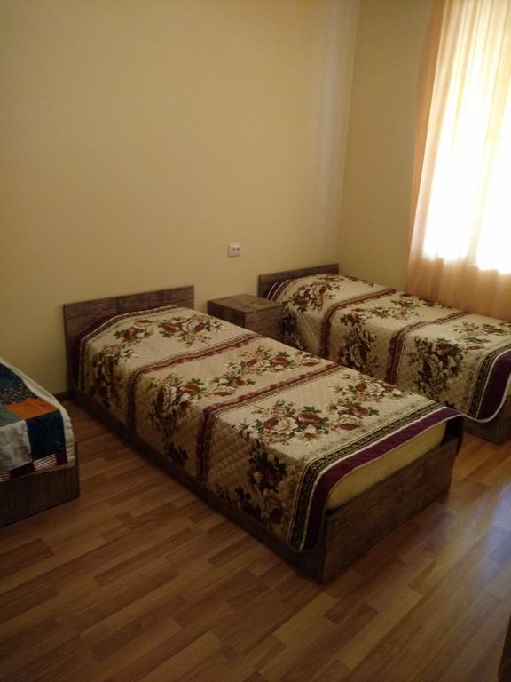 Barbara Hotel Mestia Buitenkant foto